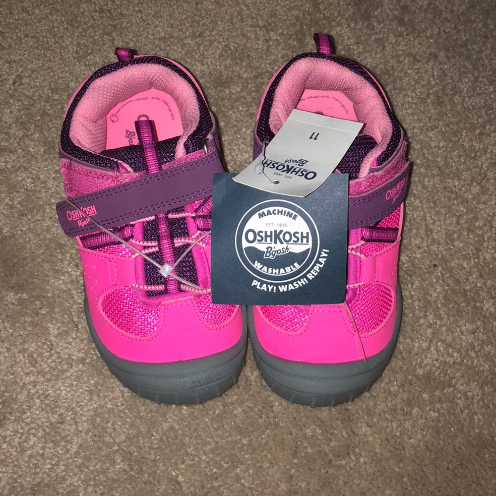 Oshkosh B’Gosh Sneakers